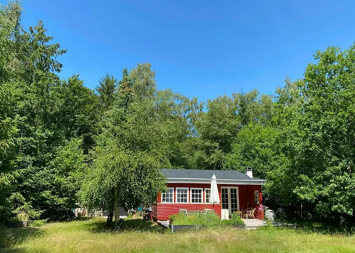 Holiday home Red Wood House Within Frederiksvaerk's Nature Frederiksvaerk